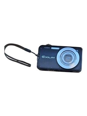 Casio Exilim Digital Compact Camera Black Pocket Size Optical Zoom Wrist Strap